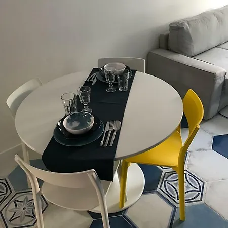 Be Blu Apartment